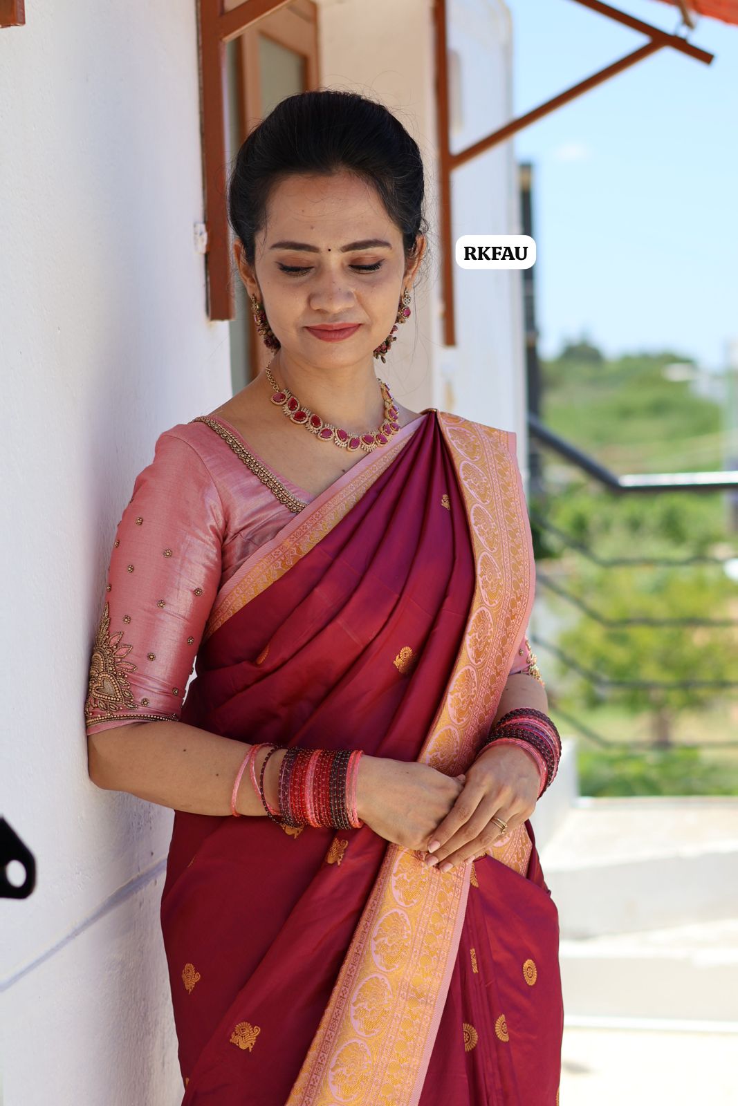 semi soft silk saree with 1000 buttas with running blouse 🥳Maroon