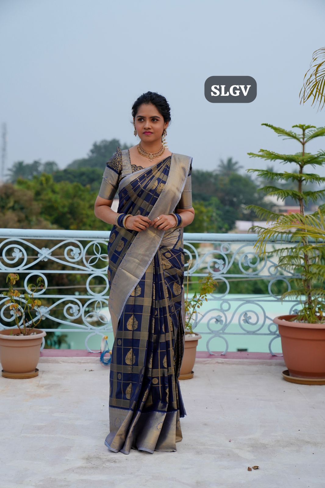 Soft silk saree🥳PrebookDispatch time 15 working days