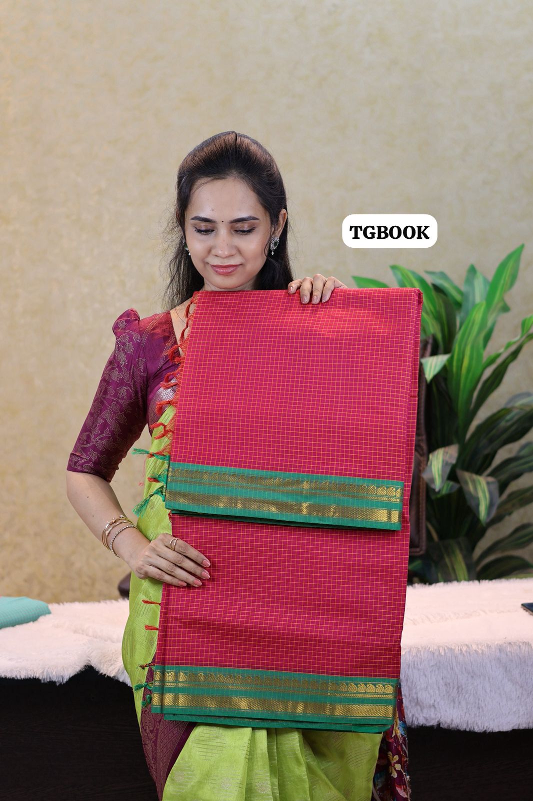 Cotton saree with small border πππ