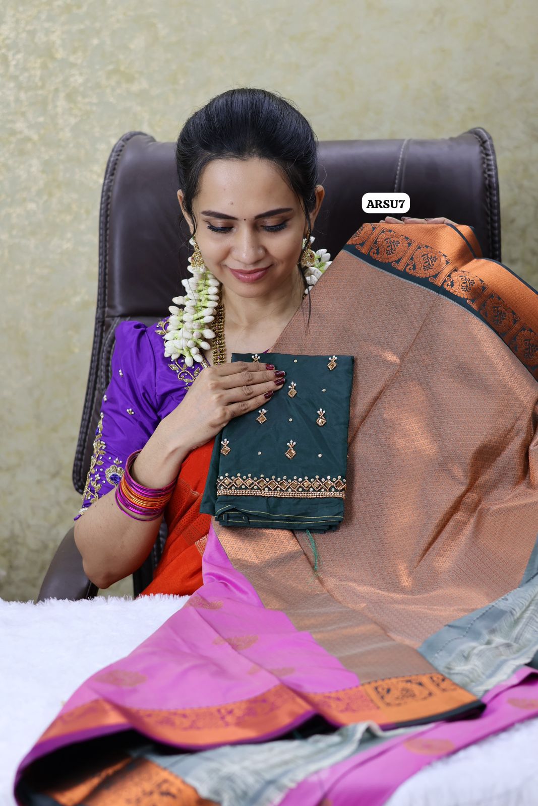 Saree with Aari blouse combo😍Ⓜ️