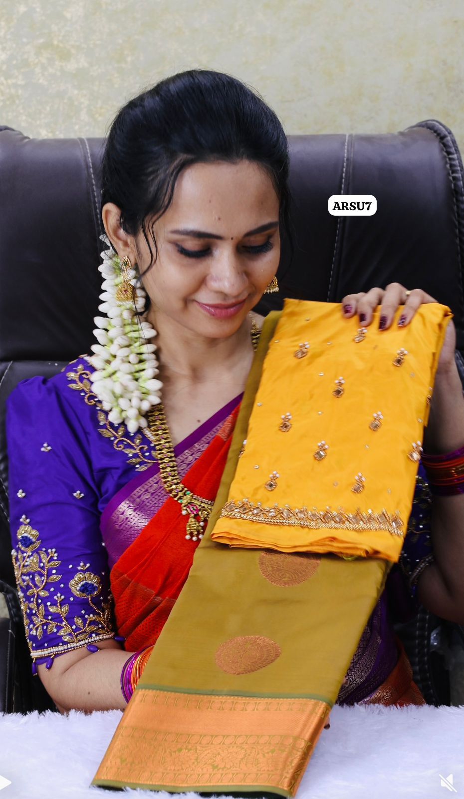 Saree with Aari blouse combo😍Ⓜ️