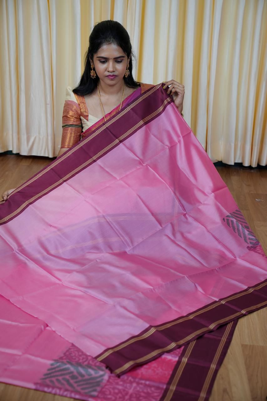 Soft silk sarees with Poachampally design🥰😎📚