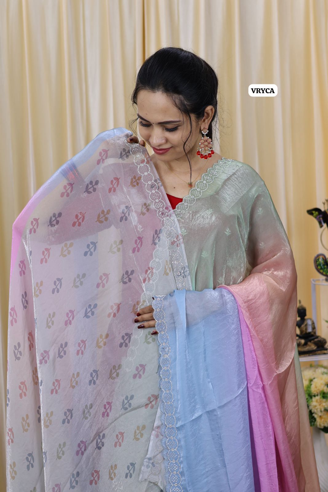 Space silk saree with real stone work border 😍Ⓜ️