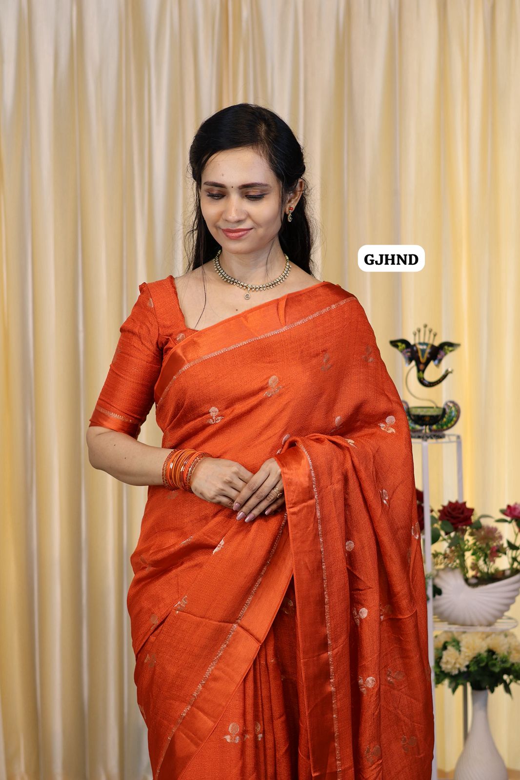 Pure viscose satin border with zari weaving georgette,Crafted for new Trends 🌈🥰🥳