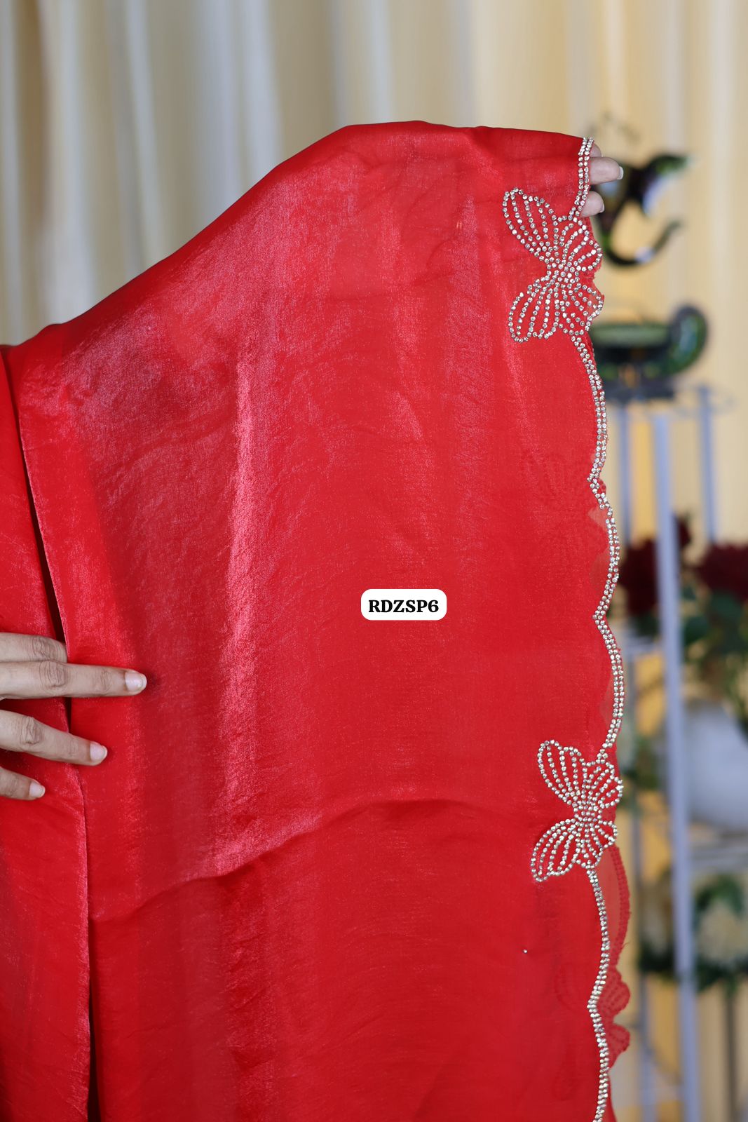 Premium quality Space silk fabric with real stone work butterfly done on border with running blouse😍🥳