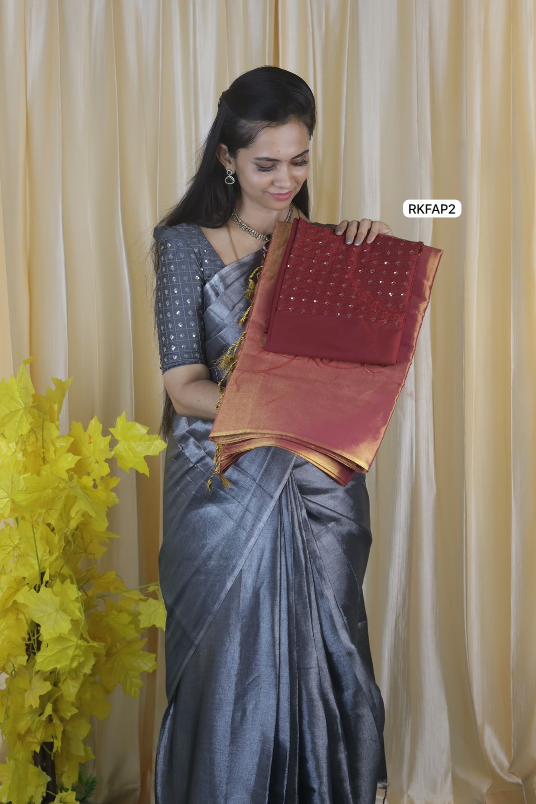Khadhi tissue cotton sareeš„³