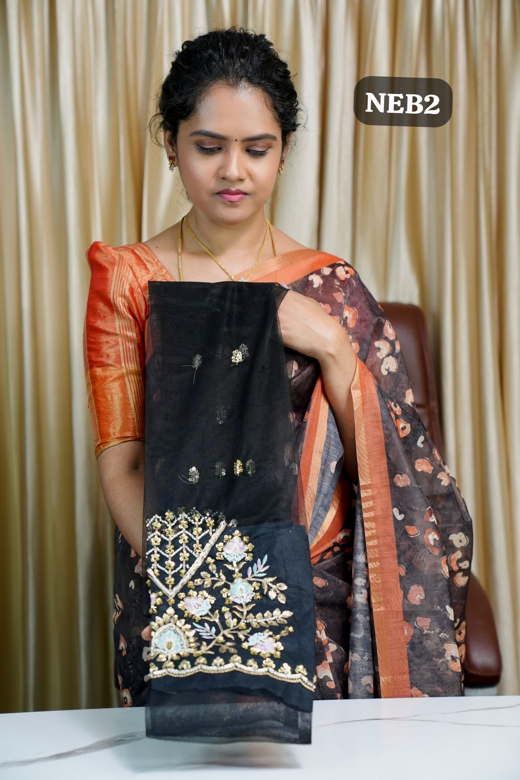 Net Embroidery blouseš„³