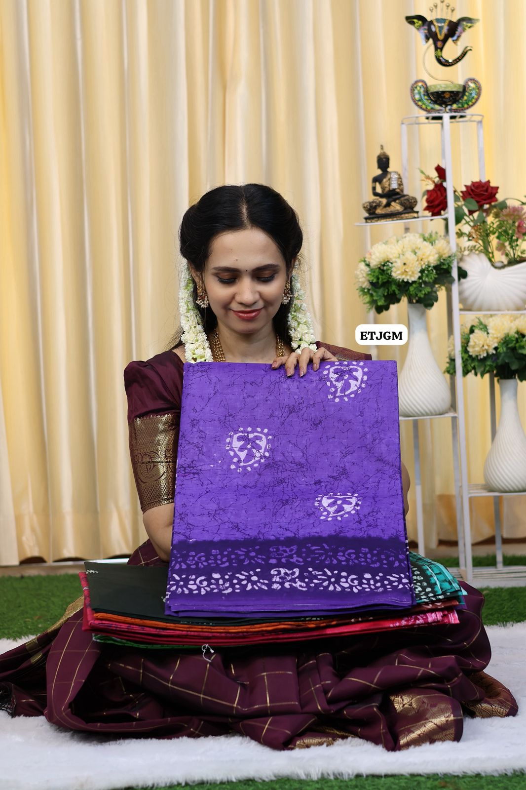 Classy Cotton saree with contrast blouse😍Ⓜ️