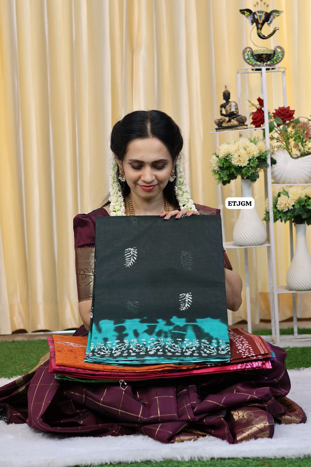 Classy Cotton saree with contrast blouse😍Ⓜ️