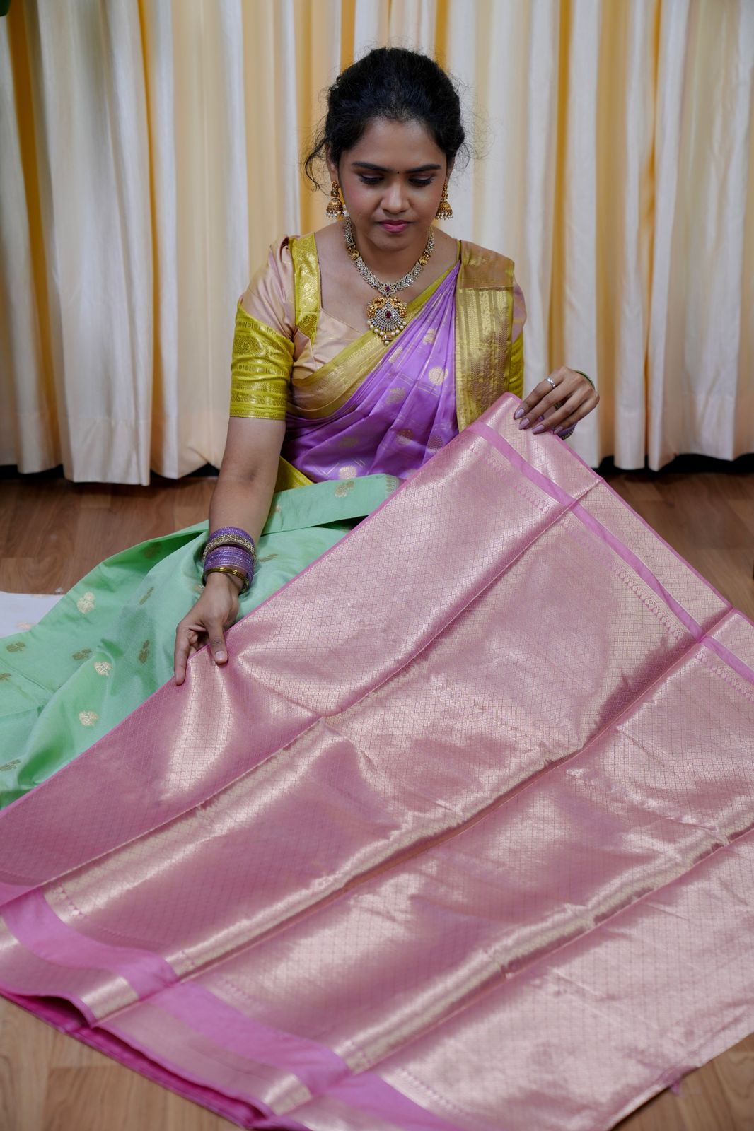 Premium warm silk saree🥳✅