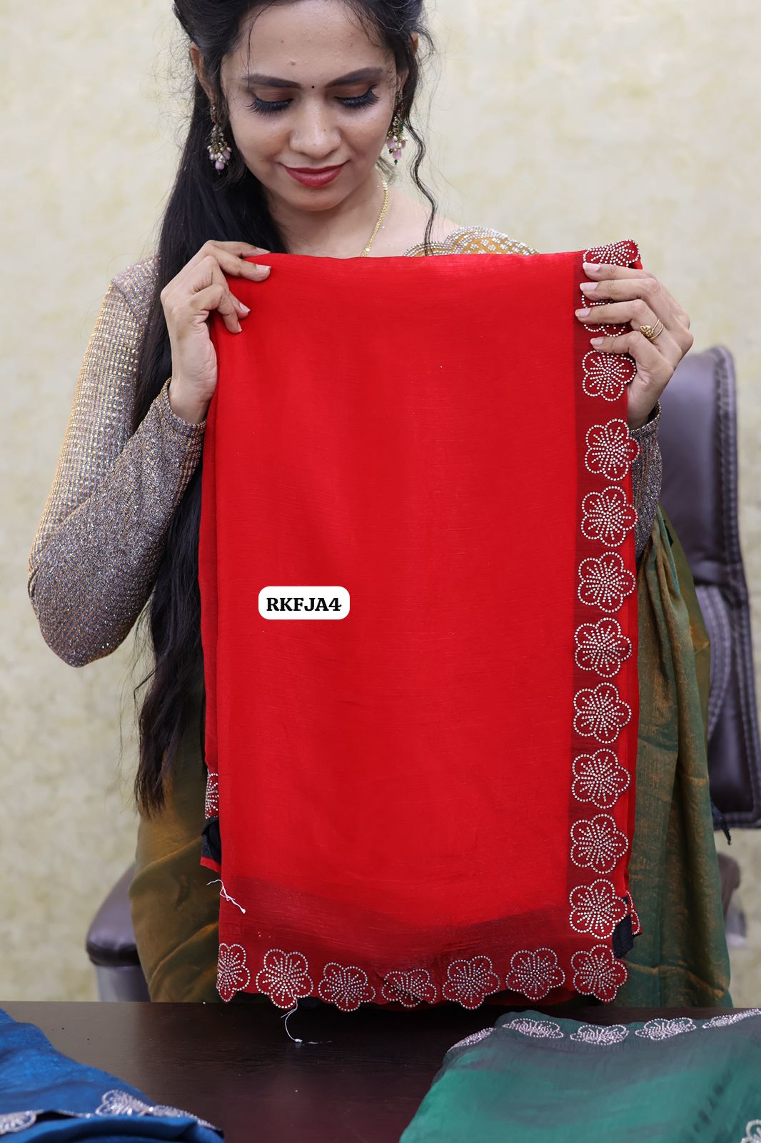 Premium quality soft texture crushed space silk🥳