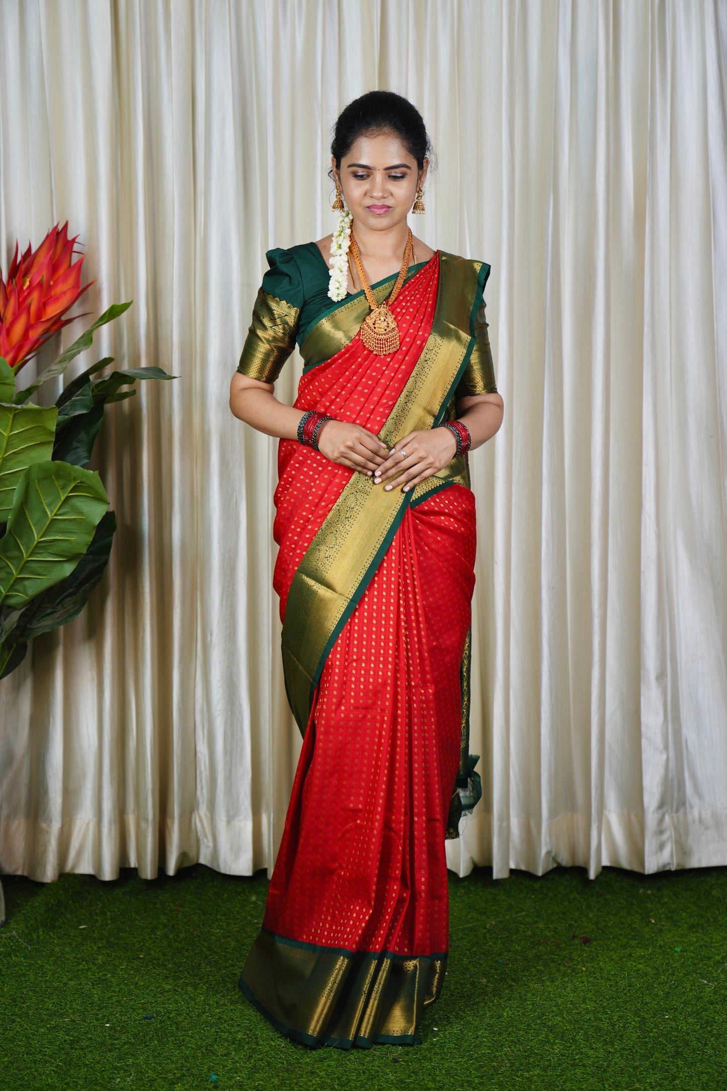 1000 buttas in Premium kanchi bridal semi silk sarees..❌