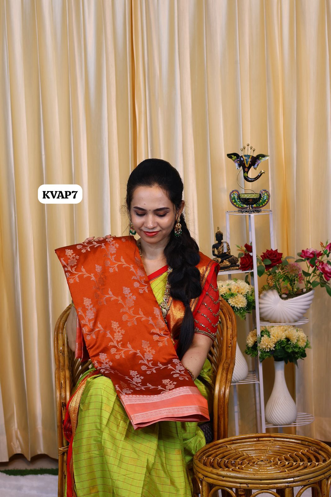 Katan soft silk saree
😍🥳