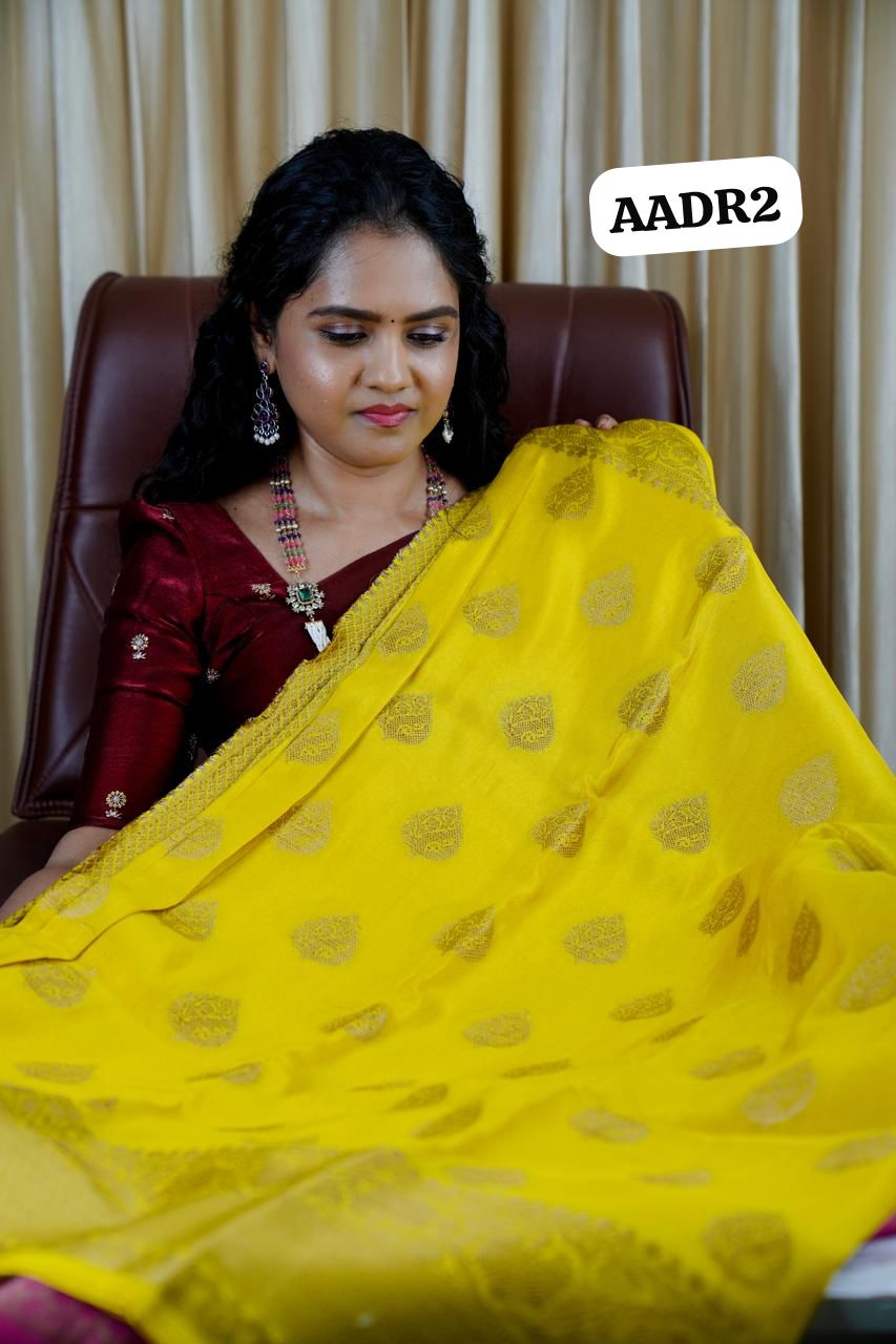 Semi silk/buttery softt/design 🌹aadi offer🥰✅😎