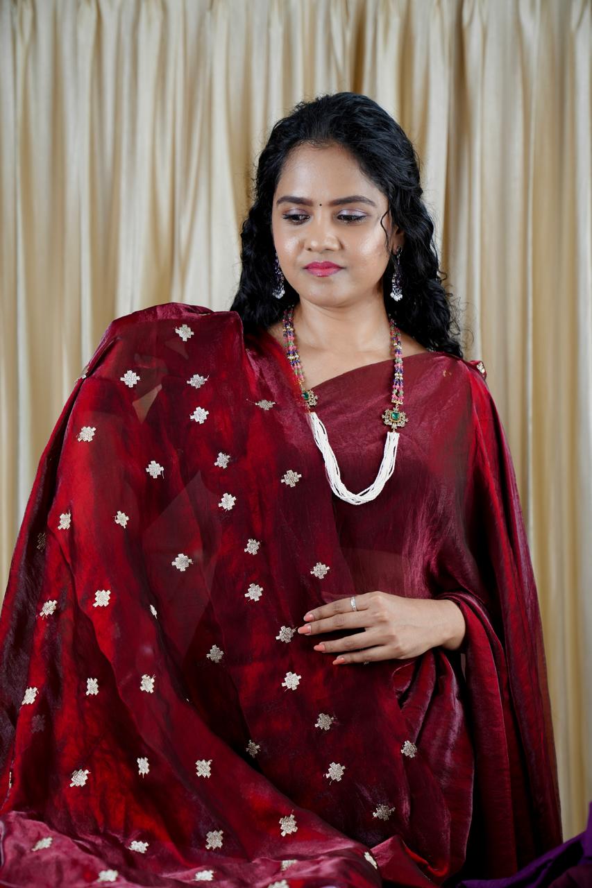 Premium space silk sarees with tassels and chumky work blouse👇