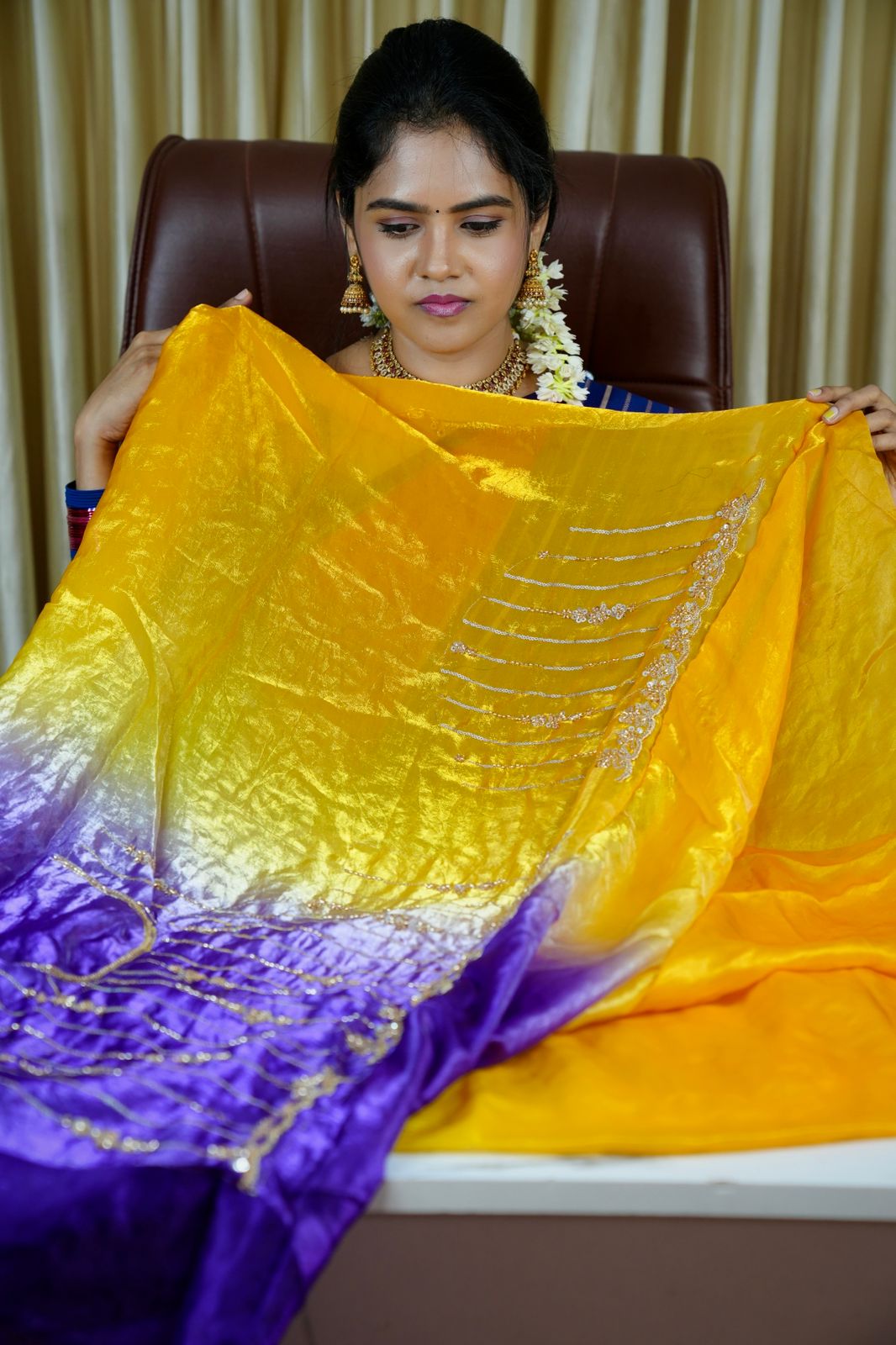 Premium Space silk with Golden heavy Katdhana work double shade🥰😎🌈offer