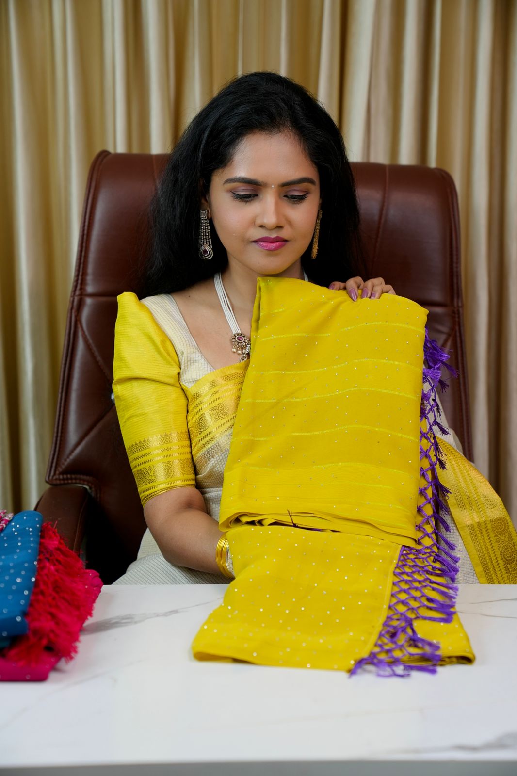 Budget friendly designer saree with Work blouse🥰😎