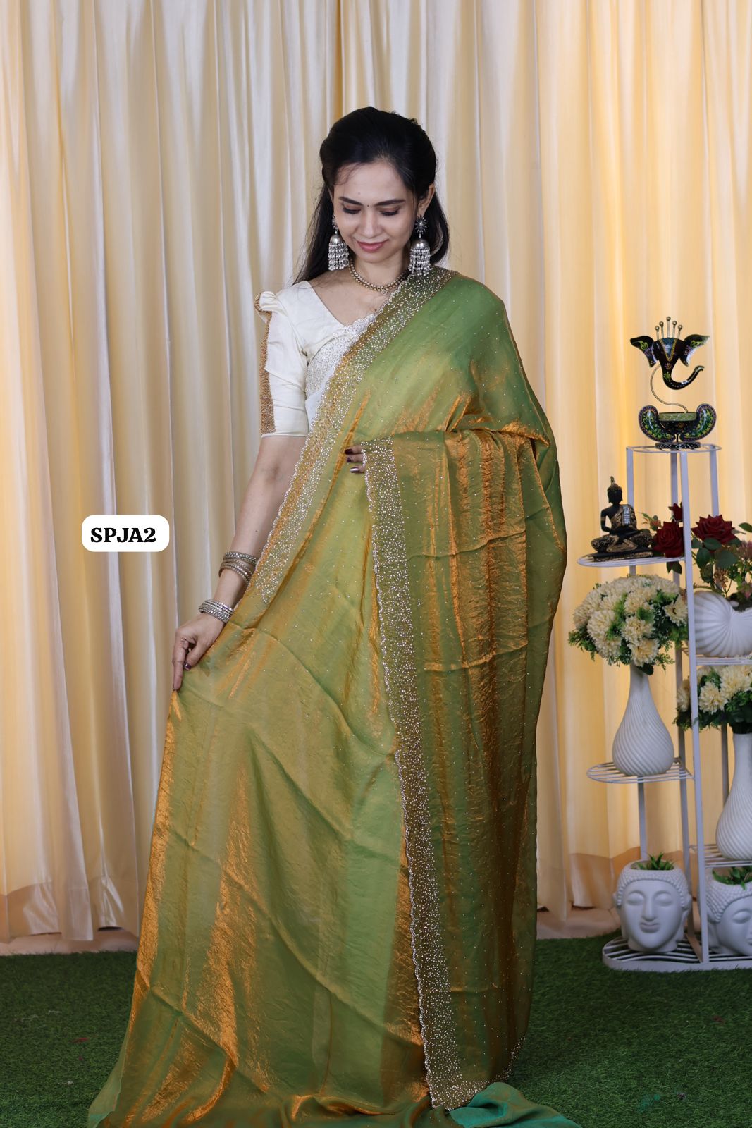 Premium space silk saree with real jarkhan diamond work😍🥳