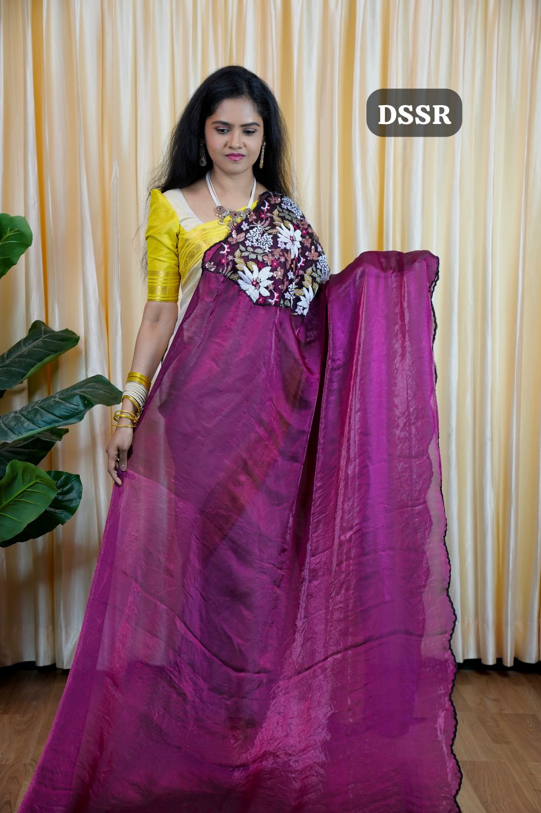 Space silk saree with Designer work🥳✅