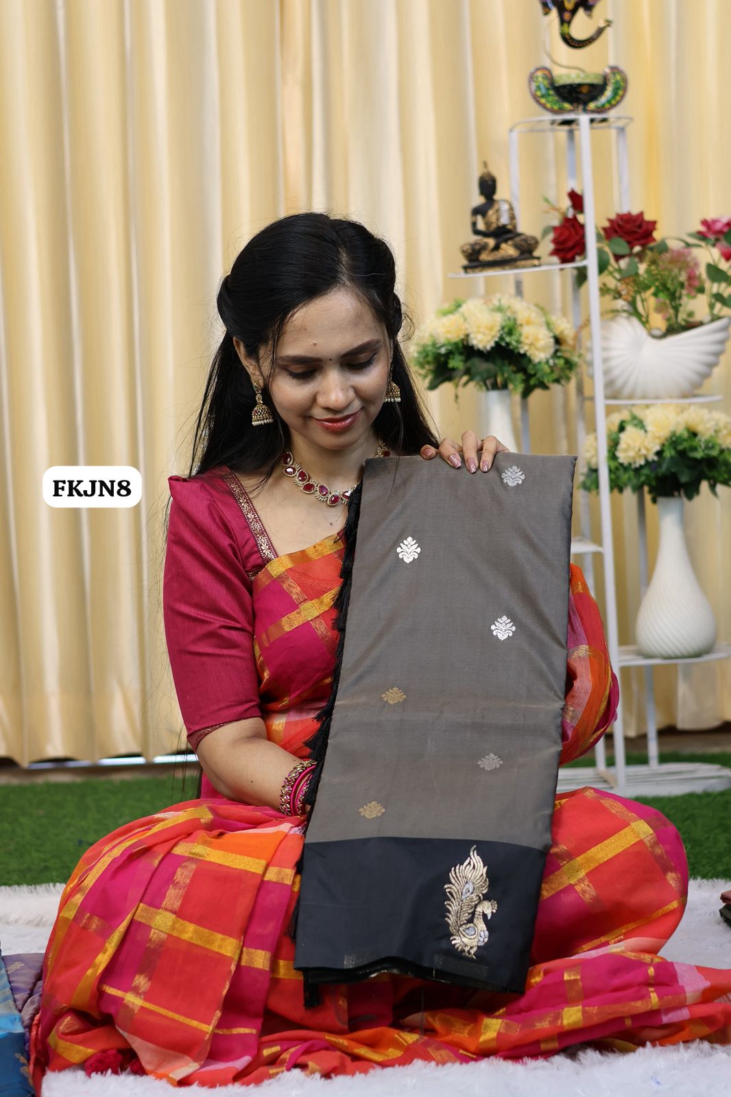 Kanchi Semi sift silk saree with zari weaving pallu and contrast blouse🥳