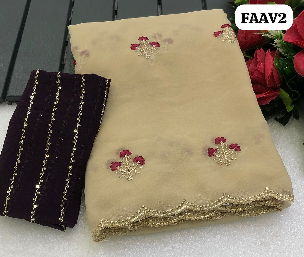Premium Soft Georgette Sareeš„³