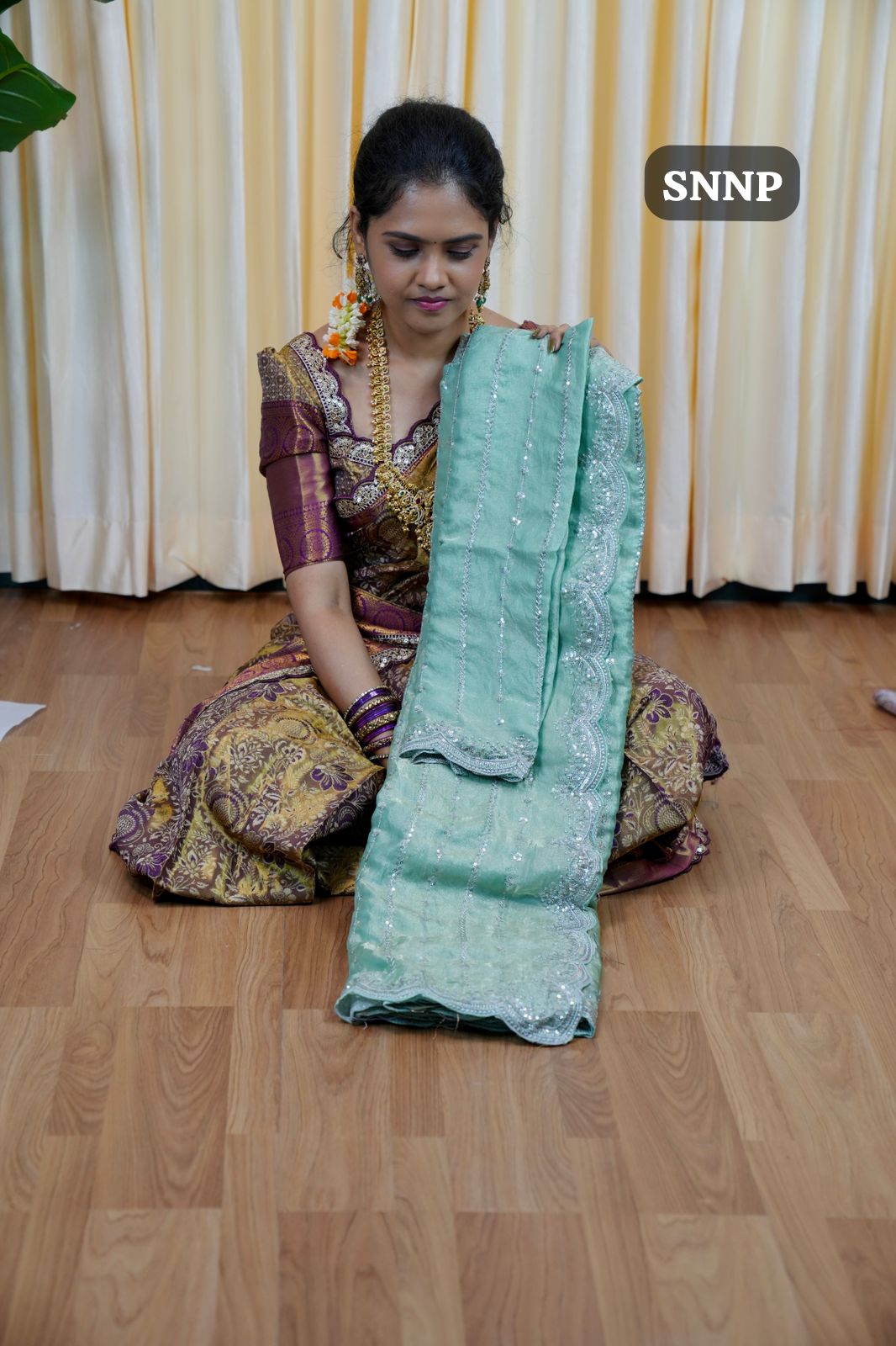 Space silk saree with Machine work🥰silver weaving😎