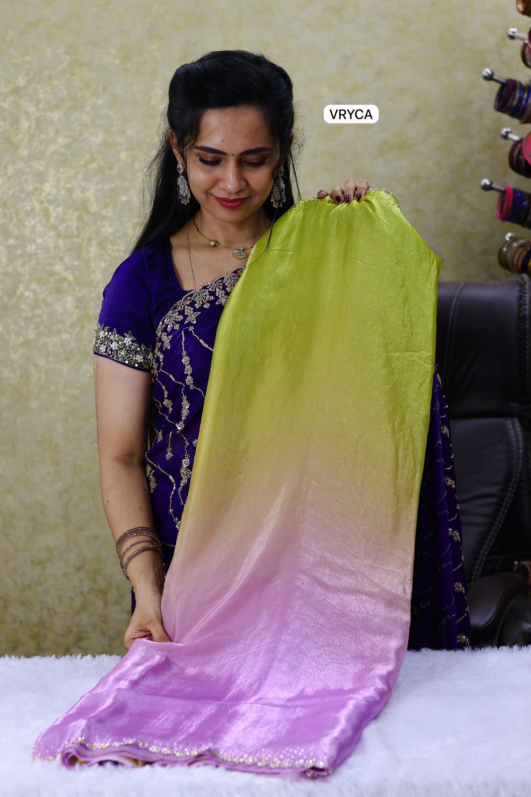 Space silk saree with real stone work border 😍⏰ prebook