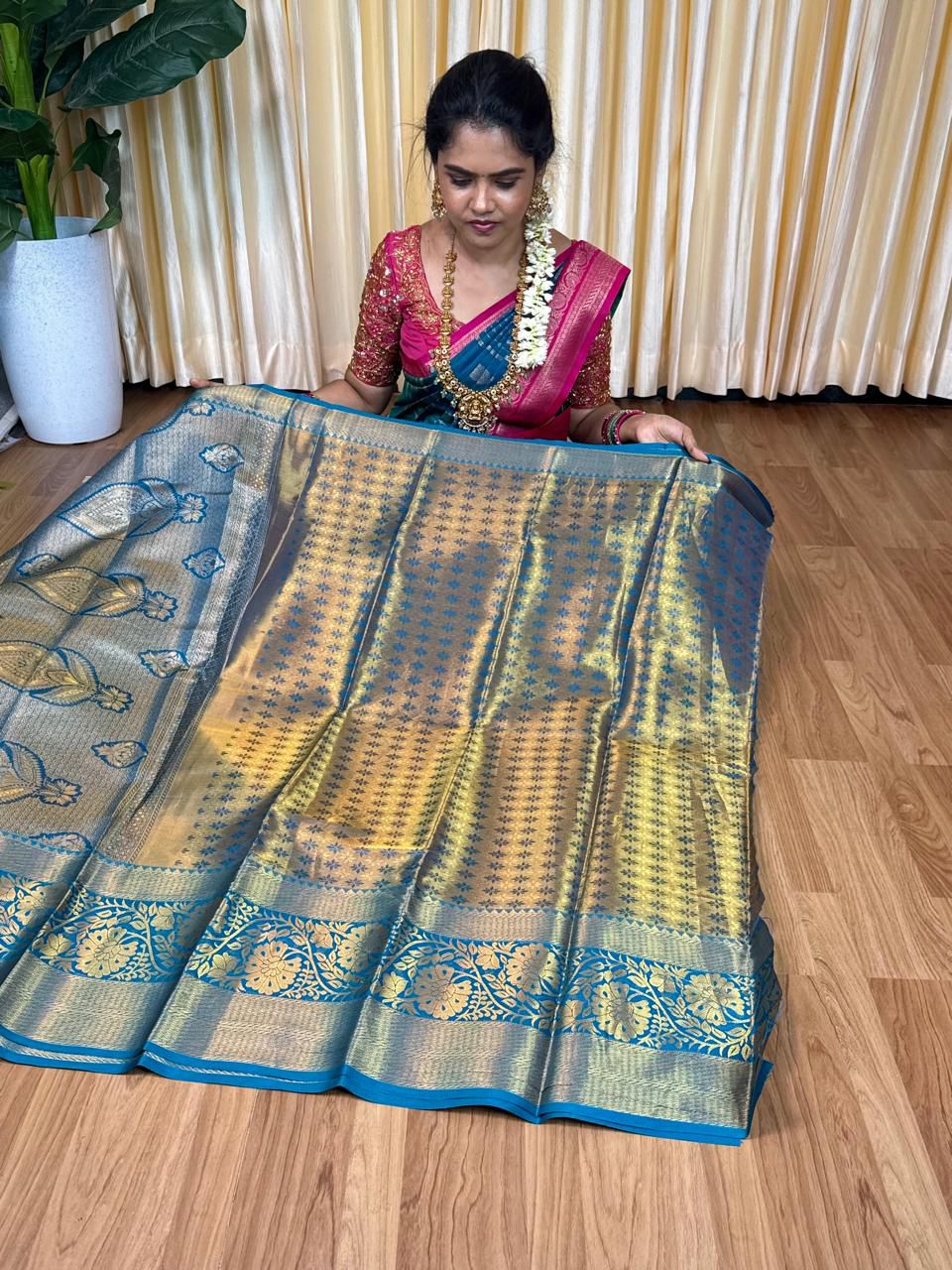 Kanchi semi silk saree🥳