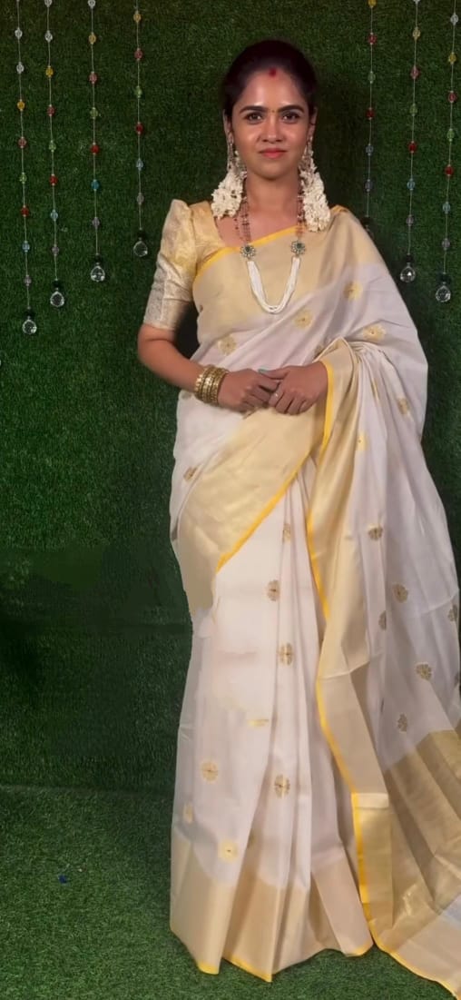 Special offer saree(onam) nita ambani inspired saree 🥰😎