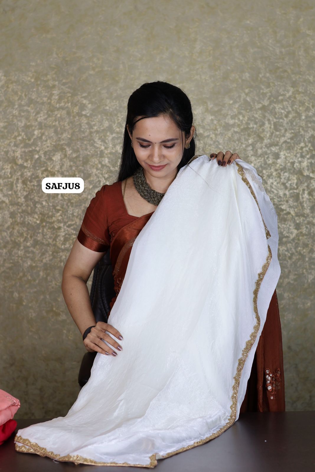 Heavy metallic space silk saree 🥳