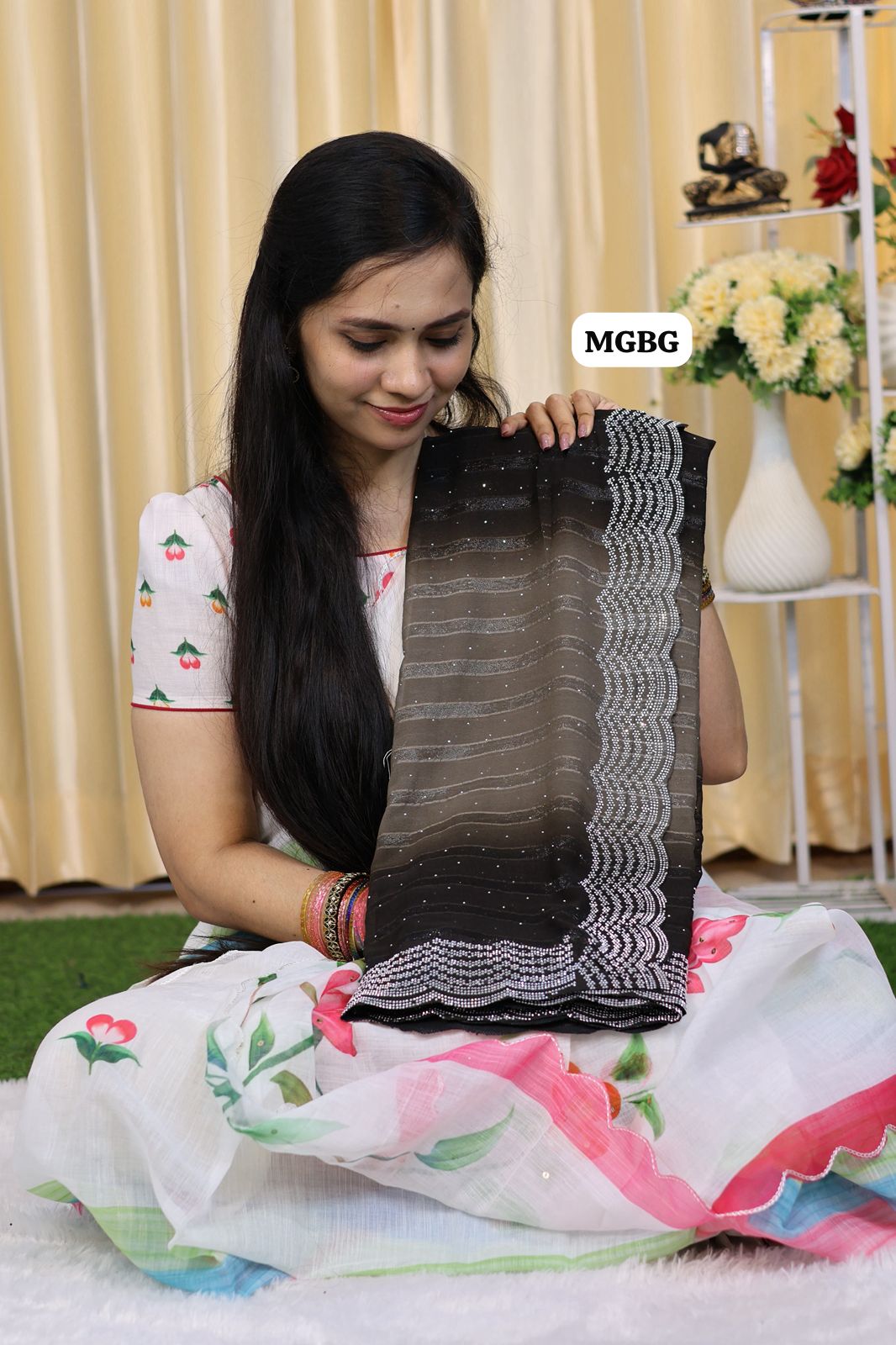 Designer saree with work at affordable price😍Ⓜ️ offer