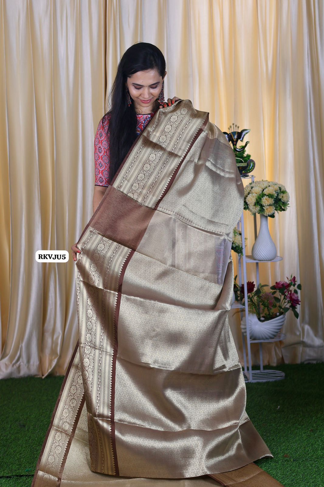Katan bridal semi silk saree 🥳