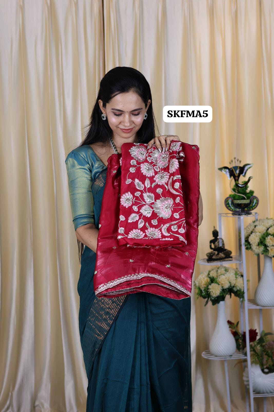 Offer 🤩Jimmy choo Saree with embroidery blouse 😍