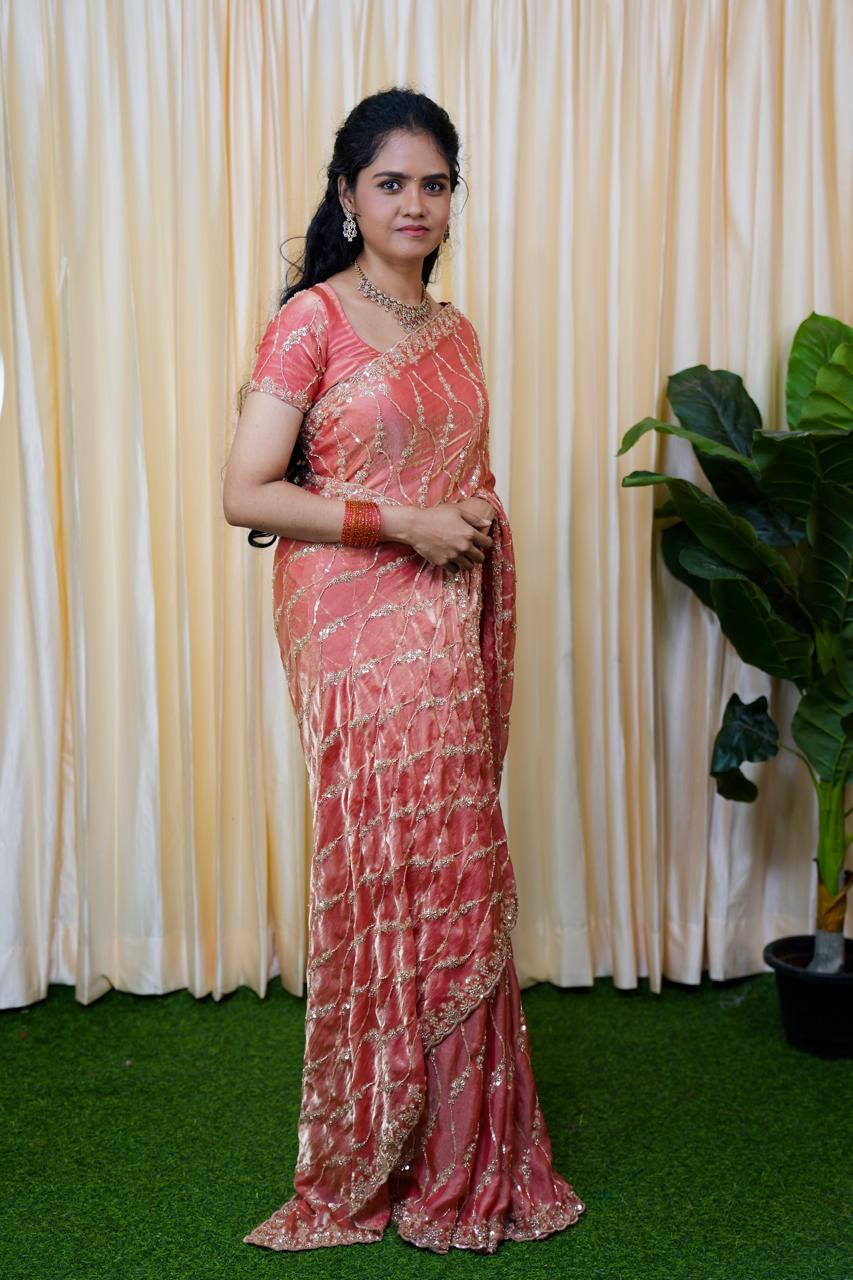 Premium Space silk with Golden heavy Katdhana work🥰⏰Prebook 6-8 days