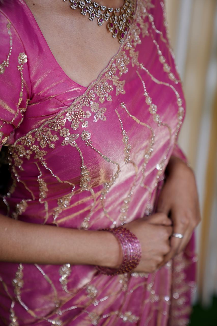 Premium Space silk with Golden heavy Katdhana work🥰⏰Prebook 6-8 days
