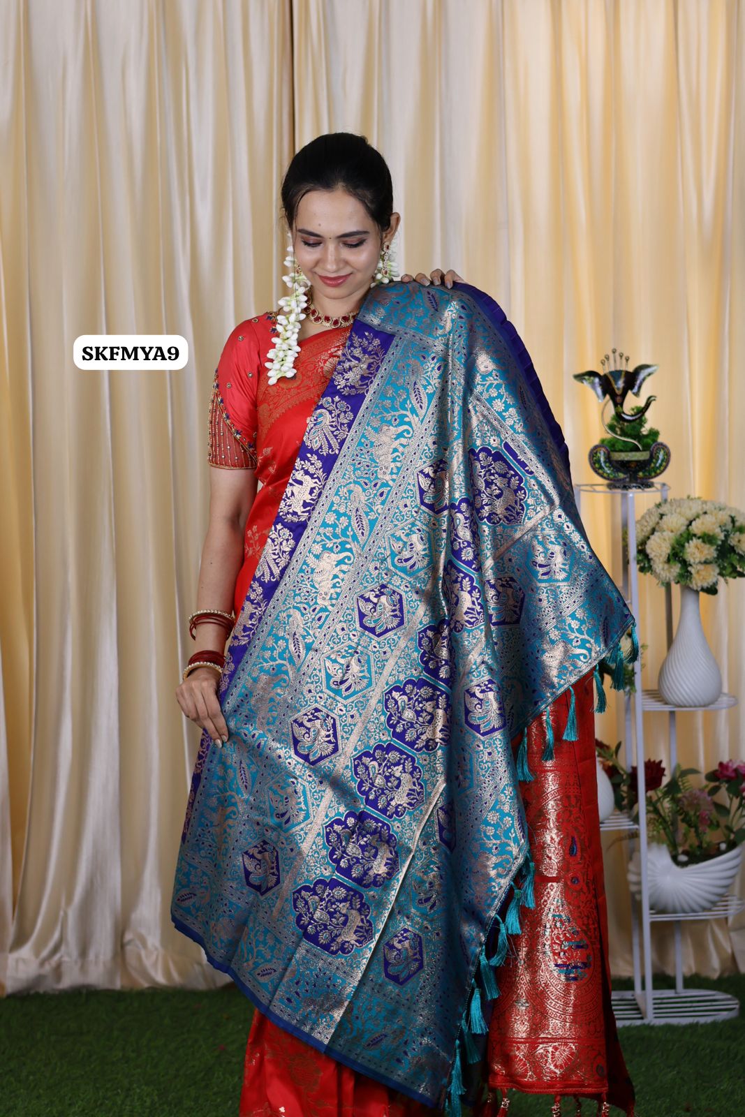Offer 🤩Dual shade semi soft silk saree with trending design🤗