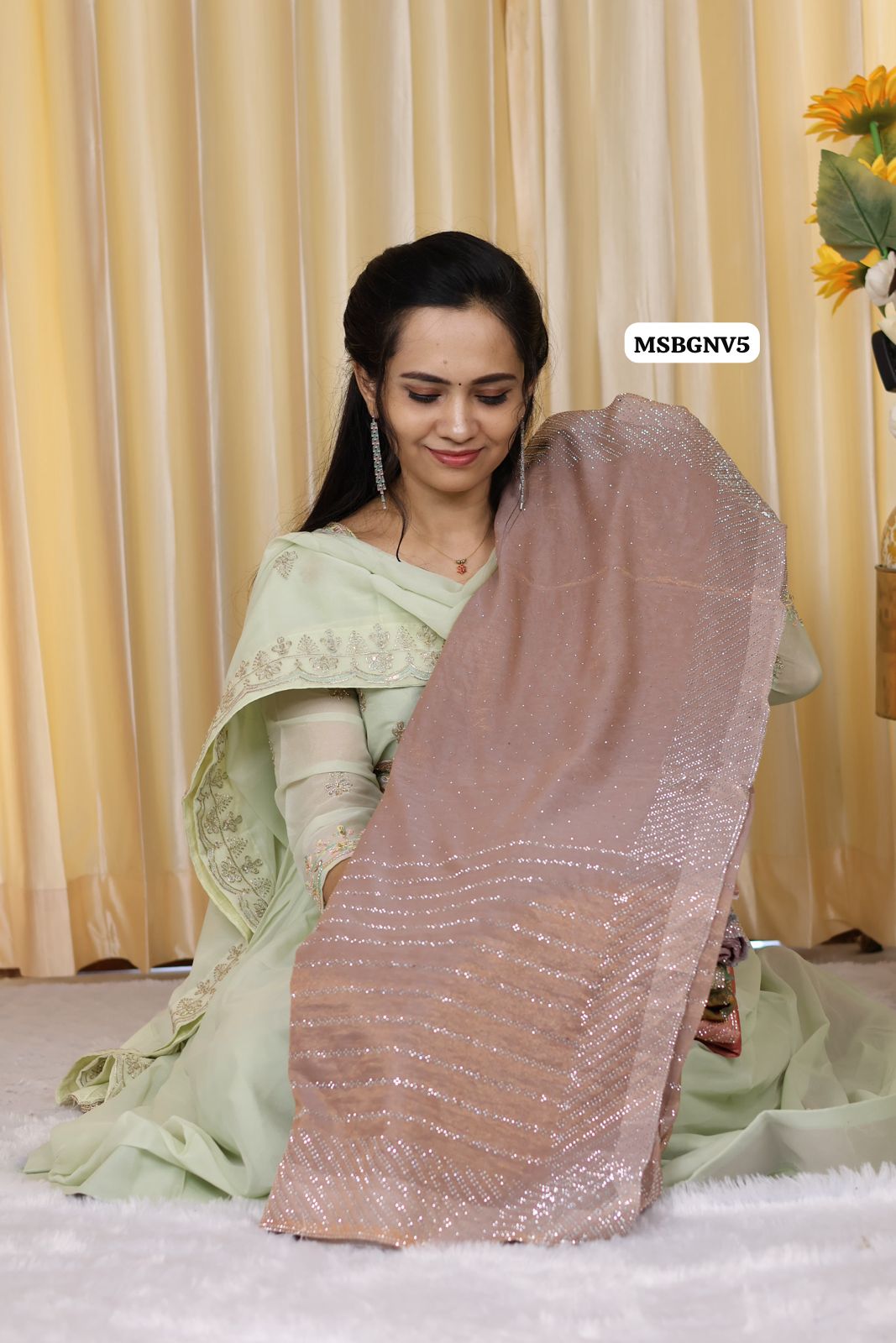 Fendy designer saree with work blouse 😍Ⓜ️