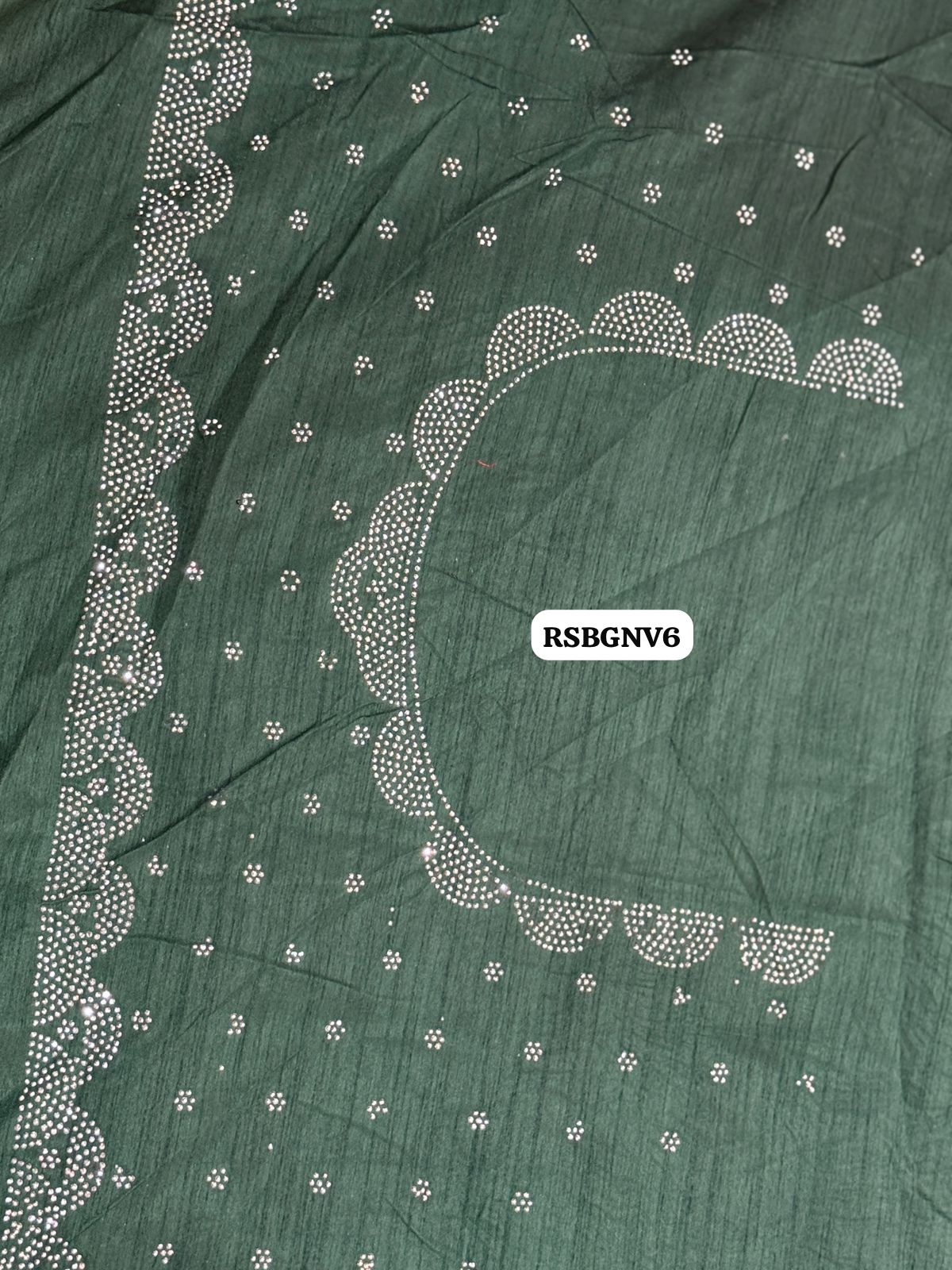 Designer saree with contrast blouse😍Ⓜ️