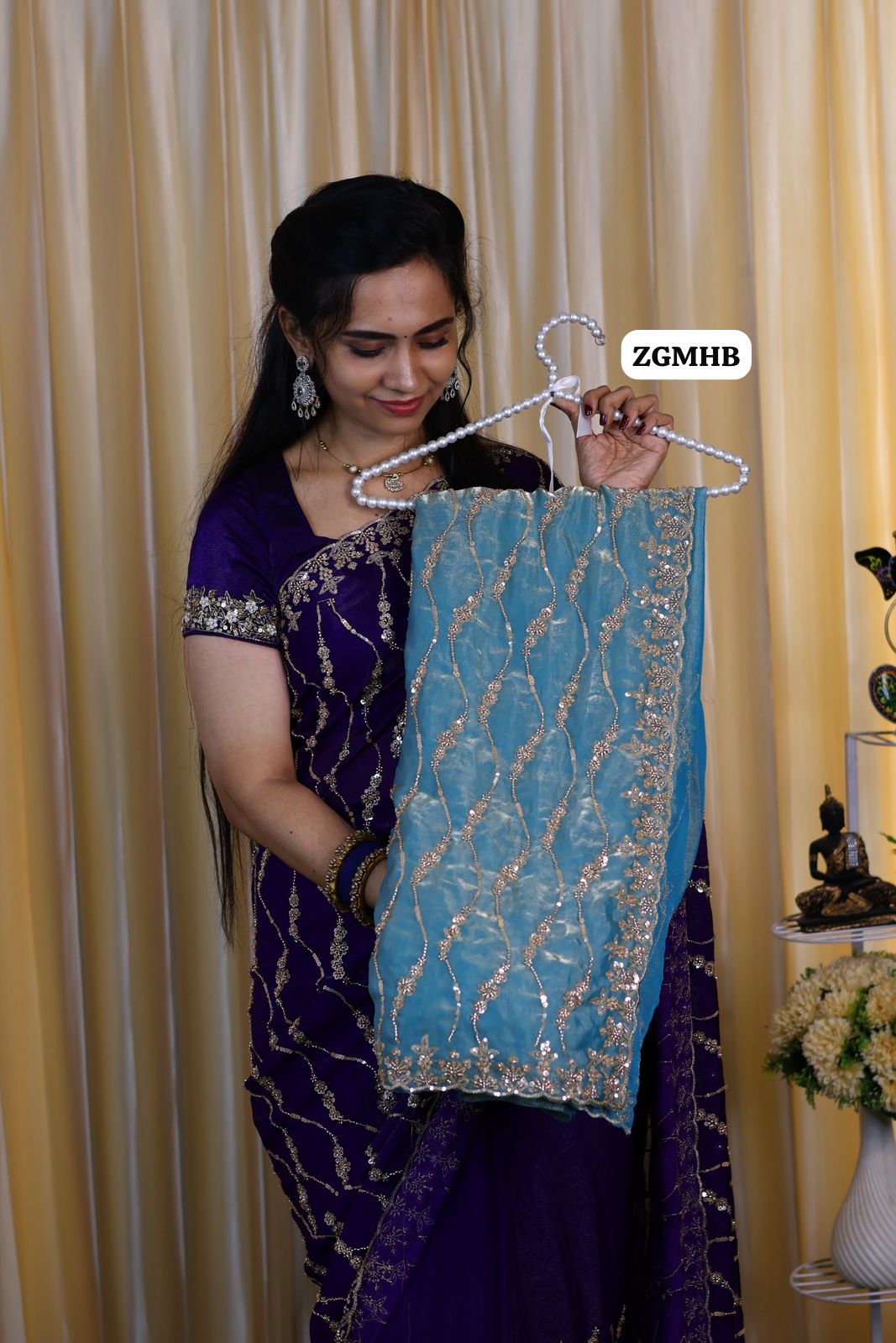 Premium Space silk with Golden heavy Katdhana work 😍🥳