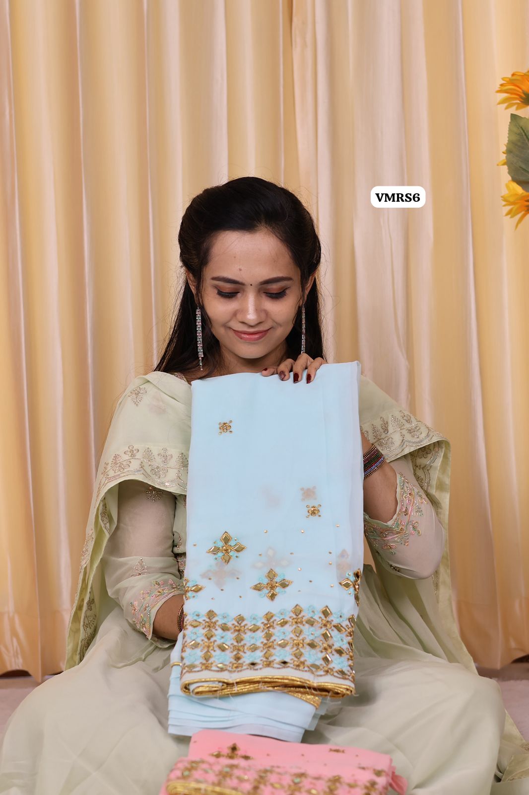 Real mirror work saree with heavy mirror in palluⓂ️