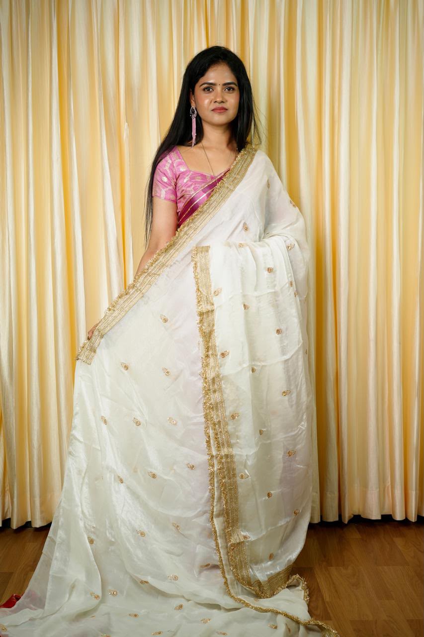 Designer sarees🥰😎✅