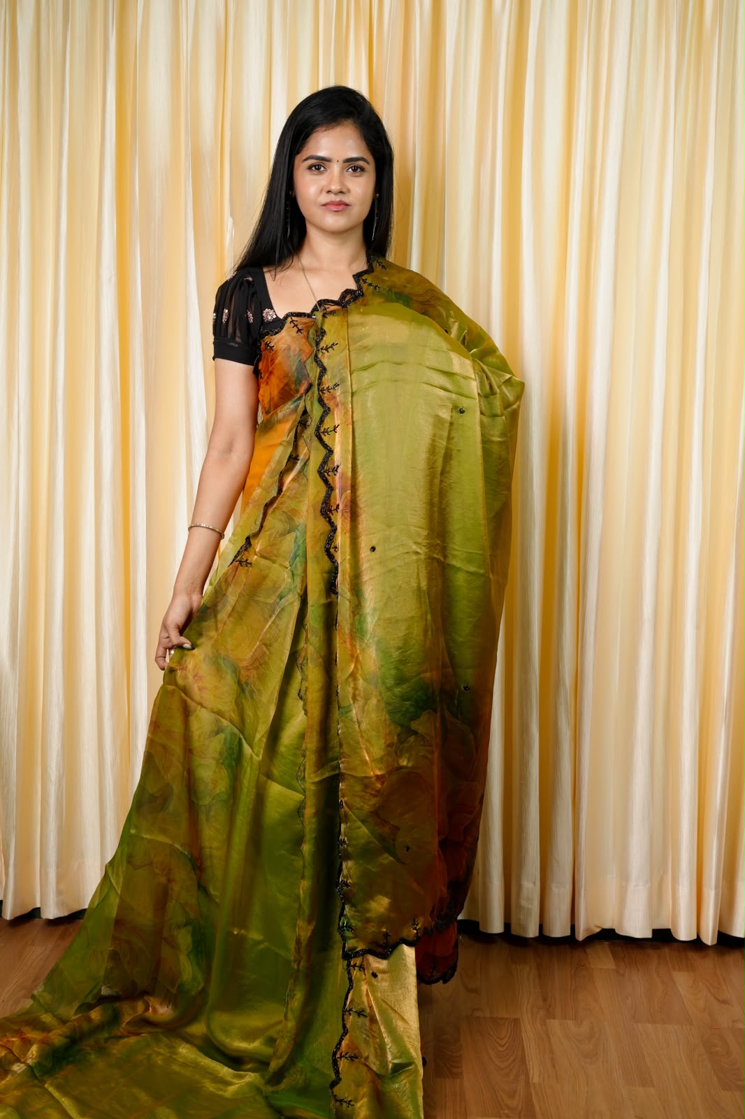 Space silk sarees🥳