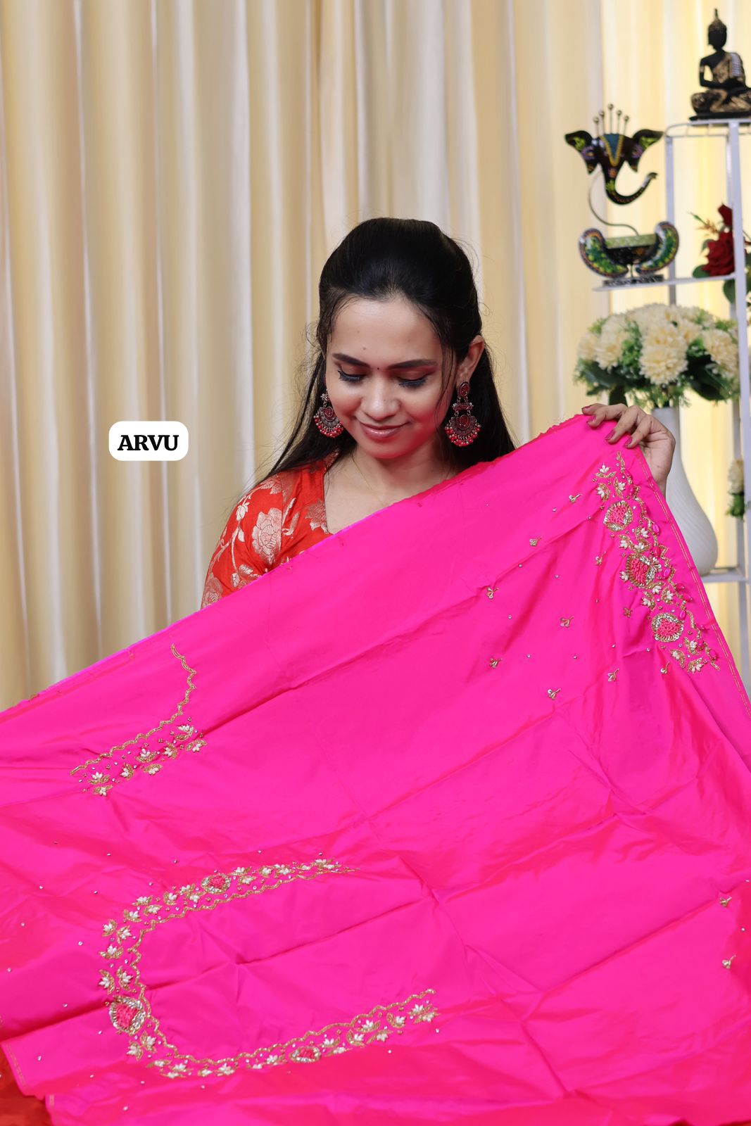 Premium quality Aari work blouse 😍Ⓜ️