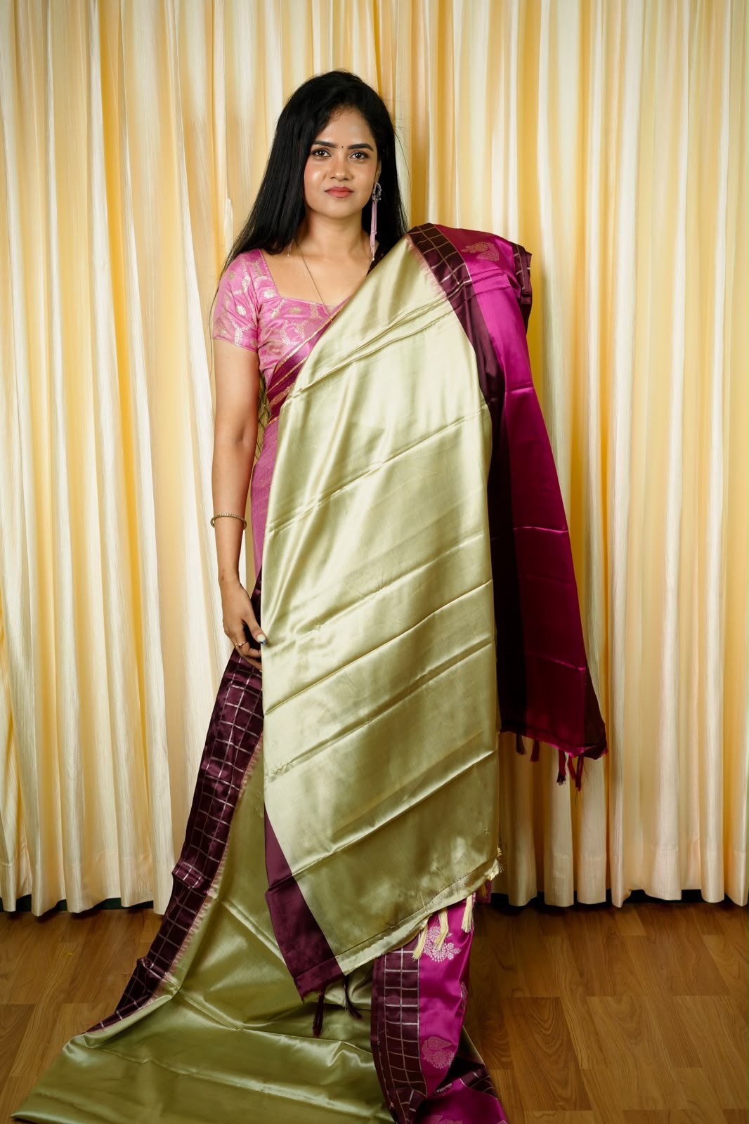 Soft silk sarees😍😎📚