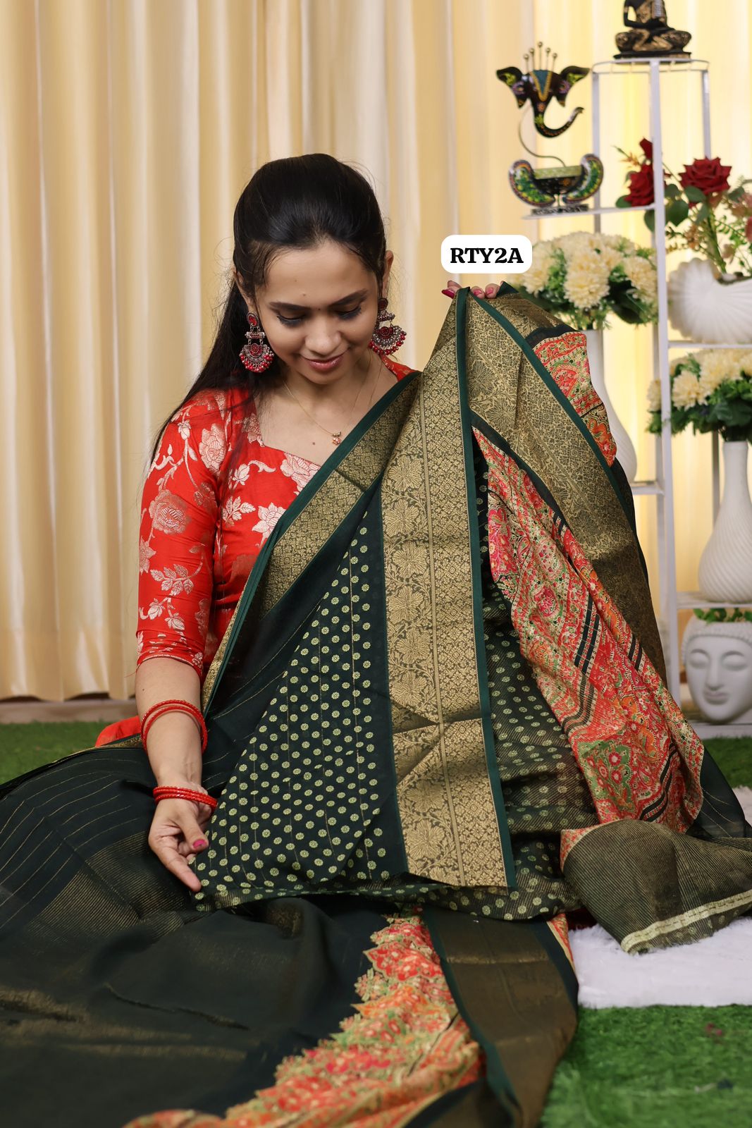 Kashmiri chiffon silk with zari border and vairaoosi zari all over the saree😍Ⓜ️