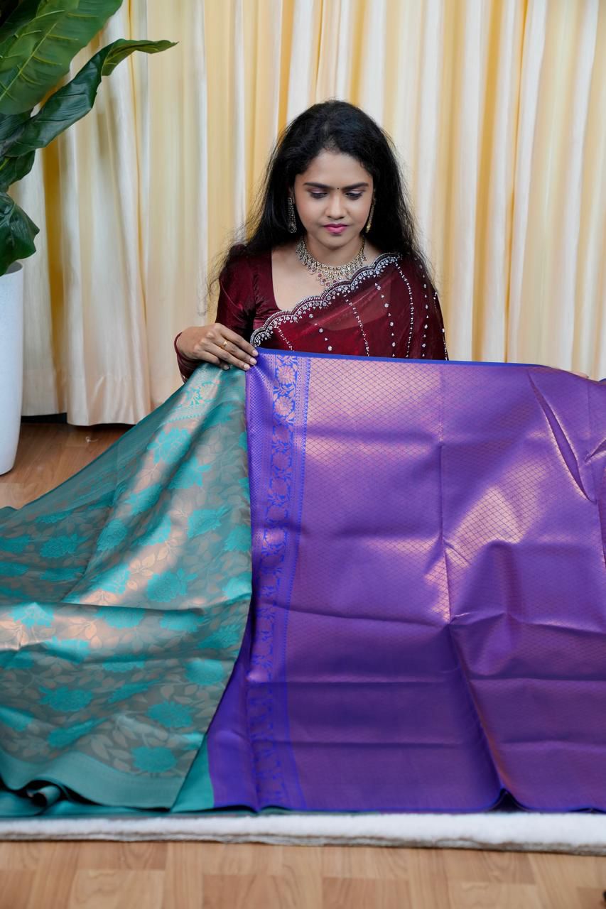 Soft silk sarees🥰😎📚