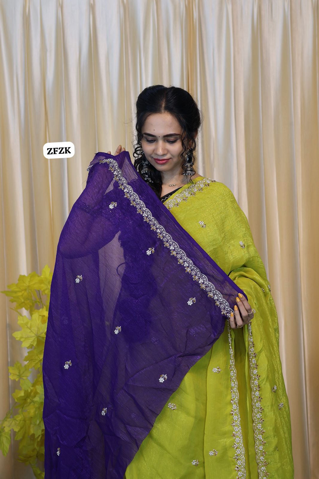 Fendy chiffon saree with pearl work border 🥳