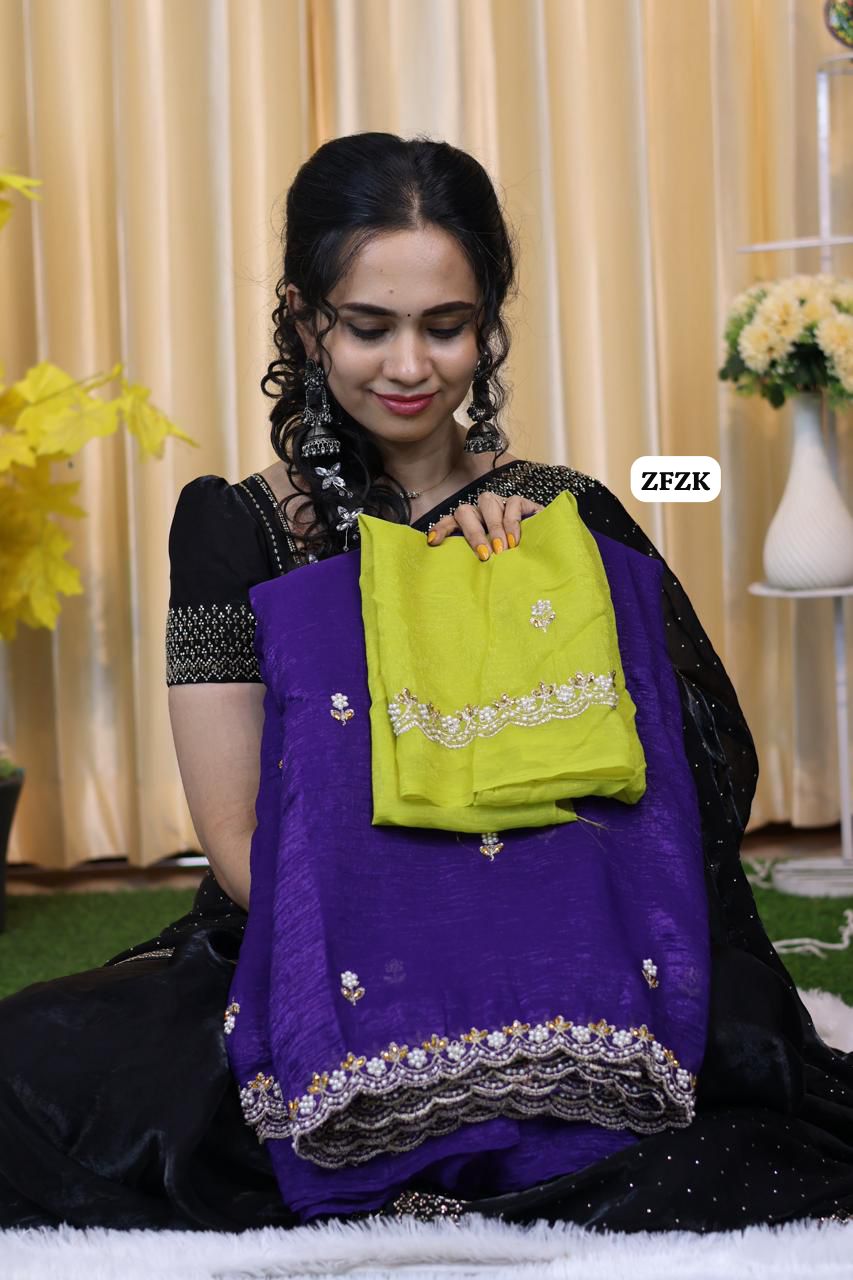 Fendy chiffon saree with pearl work border 🥳