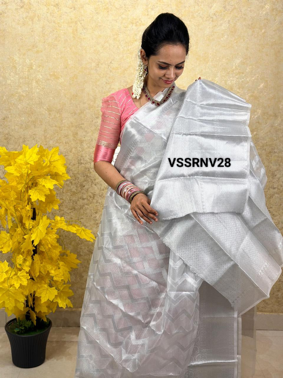 Tissue saree with zigzag zari weaving