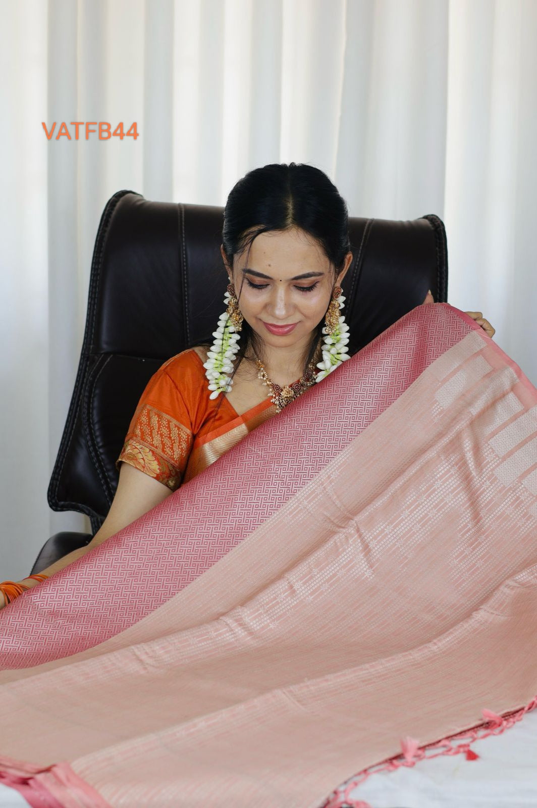 Velvet Silks Saree 🥳